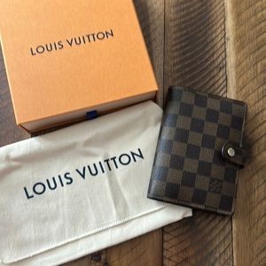 Louis Vuitton, small ring agenda cover brown Damier Ebene.